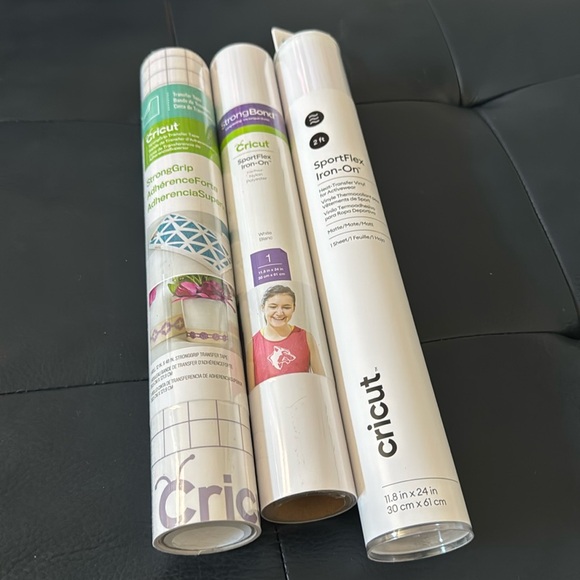 Cricut Bundle SportFlex Iron-On Heat Transfer Vinyl & Transfer Tape 3 Rolls - Picture 4 of 6